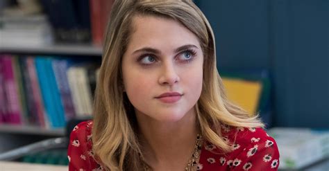 who plays chloe in 13 reasons why|13 reasons why chlöe.